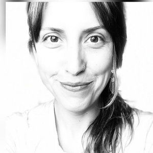 Meet your Posher, Adrienne